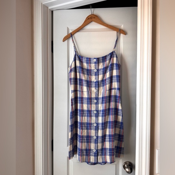 NWT Gap Linen-Blend Tie-Back Mini Dress
Red Blue Plaid Size Large - Picture 4 of 9